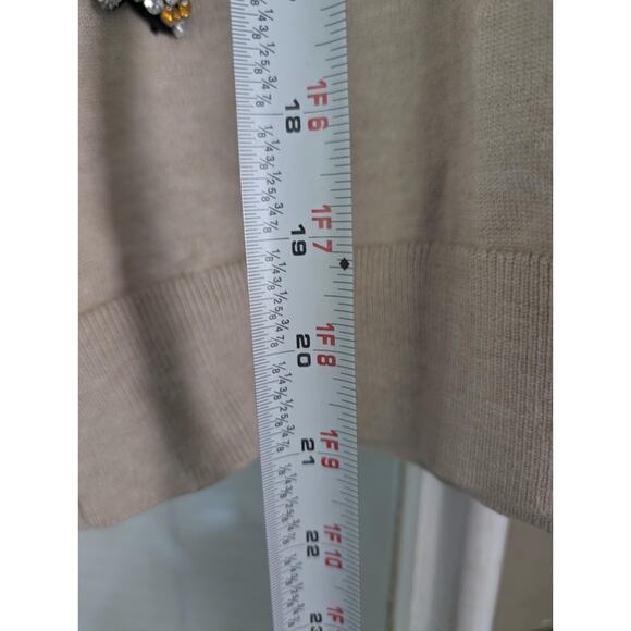 Anewsta Women's Elegant Heavy Embellished Bees Short Sleeve Biege Sweater Size L - Picture 10 of 12